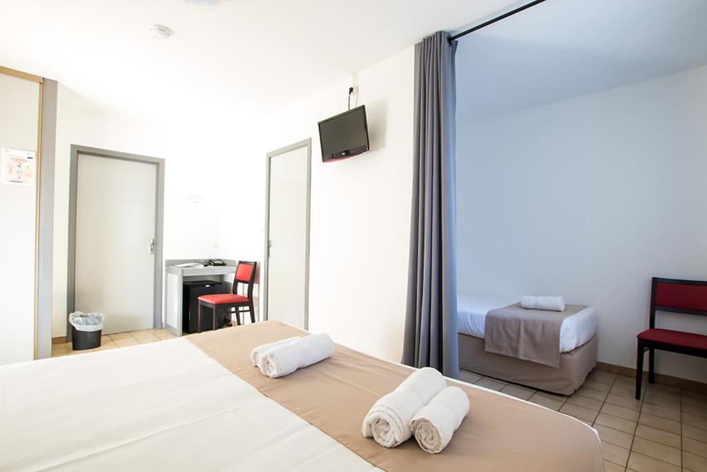 Hotel Du Cros D'Auzon Saint-Maurice-d'Ardeche Ngoại thất bức ảnh